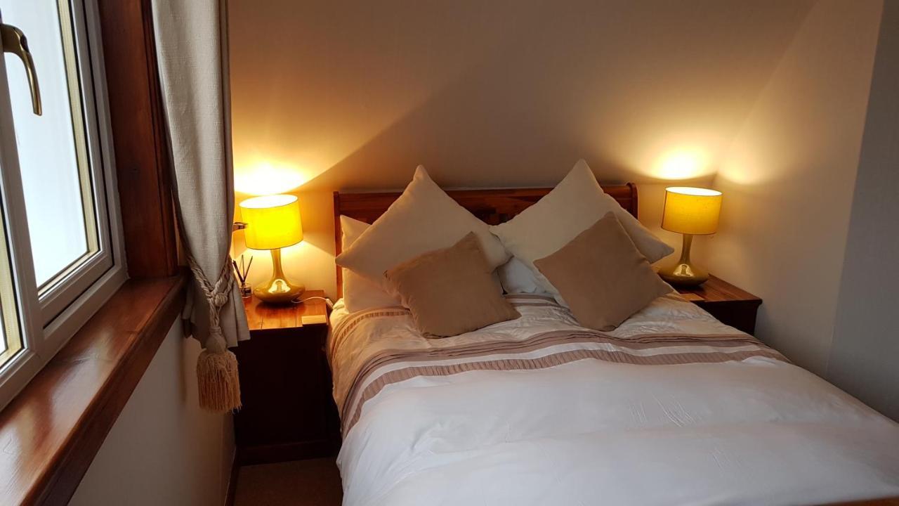 Lochview Guest House Ullapool Buitenkant foto